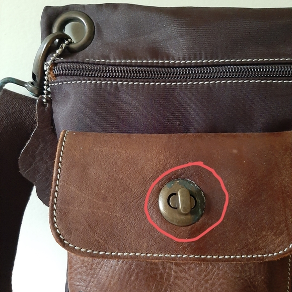 Roots Large Nylon/Leather Village Crossbody Bag - Picture 13 of 13